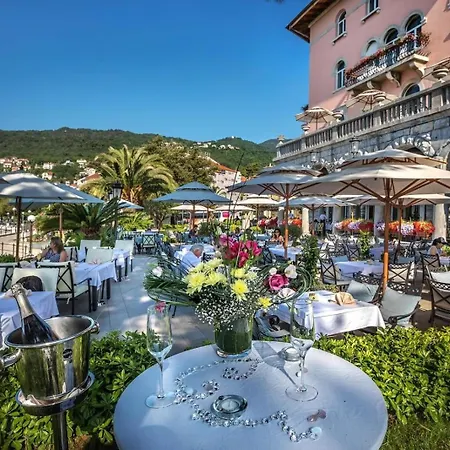 Blue Wave View Apartment *